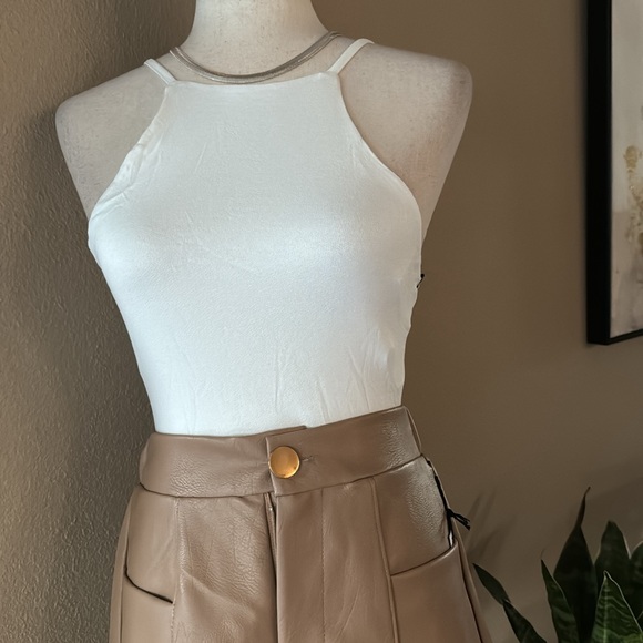 Double layered square neckline bodysuit in white - Picture 2 of 6